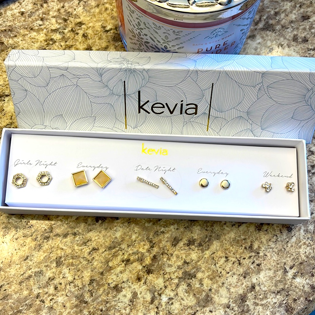 Nwt Kevia 5 Piece Earring Set